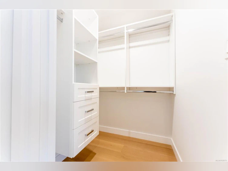 U10-3907 Cedar Hill Road, Saanich, BC, V8P 3Z8 - 17