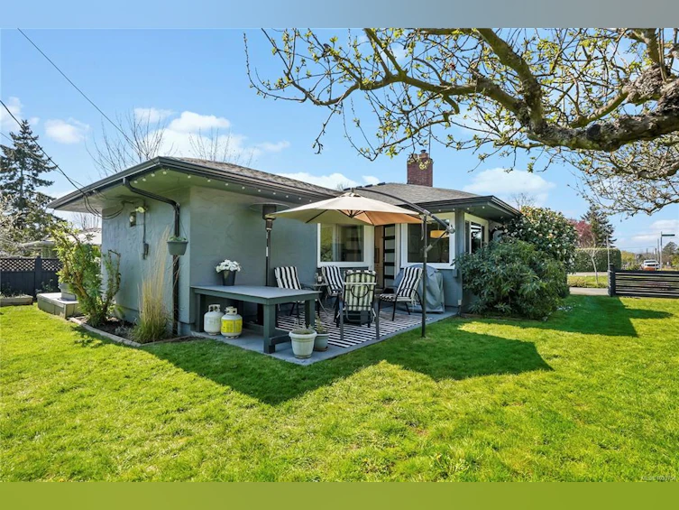 1709 Mcrae Avenue, Saanich, BC, V8P 1H9 - 27