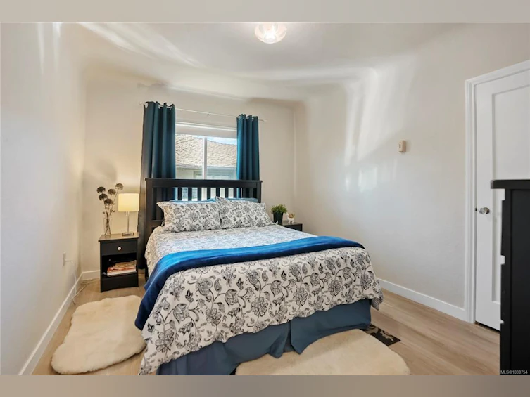 1709 Mcrae Avenue, Saanich, BC, V8P 1H9 - 15