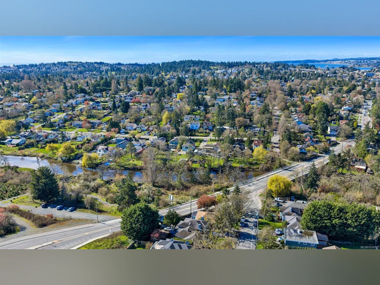 3111 Esson Road, Saanich, BC, V8Z 4P5 - 62