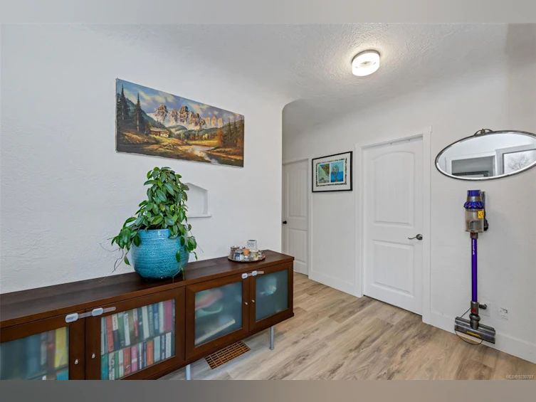 3111 Esson Road, Saanich, BC, V8Z 4P5 - 20