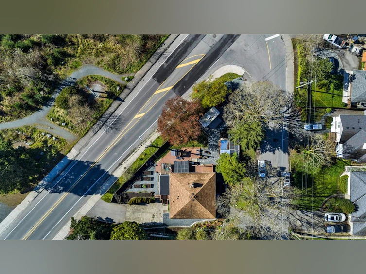 3111 Esson Road, Saanich, BC, V8Z 4P5 - 60