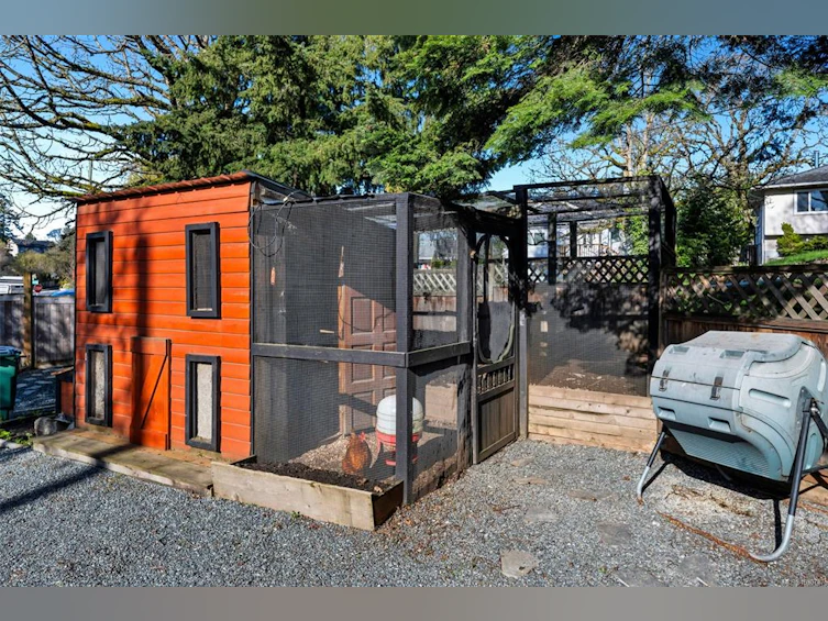 3111 Esson Road, Saanich, BC, V8Z 4P5 - 47