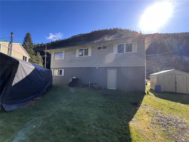 181 Boston Road, Tahsis-Zeballos, BC, V0P 1X0 - 26