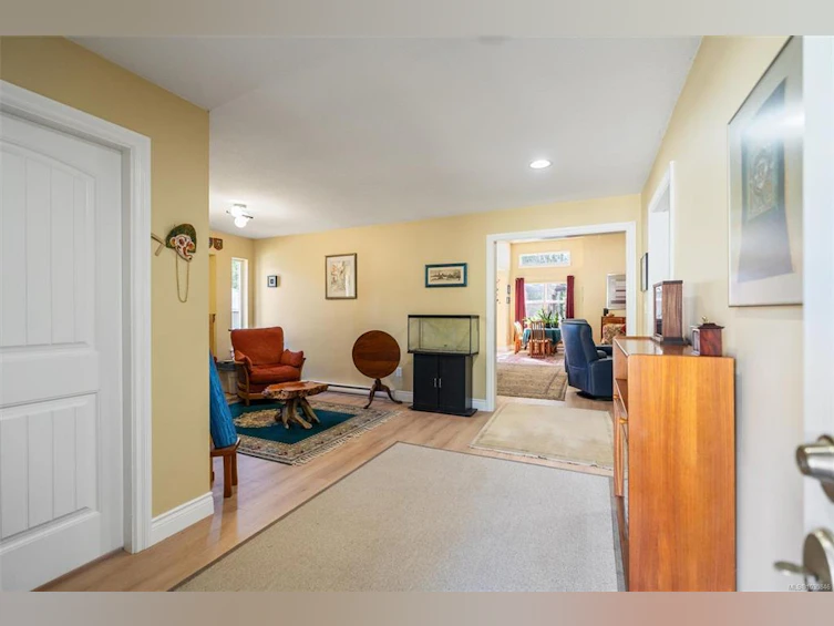 6727 Wall Street, Honeymoon Bay, BC, V0R 1Y0 - 22