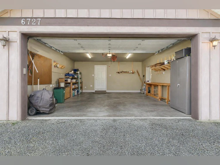 6727 Wall Street, Honeymoon Bay, BC, V0R 1Y0 - 8