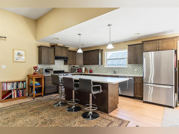 6727 Wall Street, Honeymoon Bay, BC, V0R 1Y0 - 16