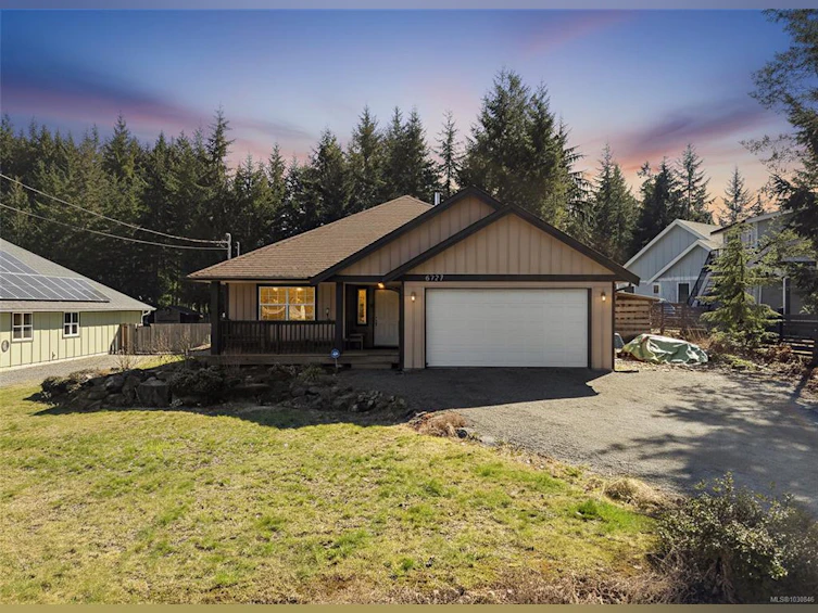 6727 Wall Street, Honeymoon Bay, BC, V0R 1Y0 - 44