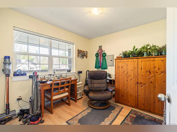 6727 Wall Street, Honeymoon Bay, BC, V0R 1Y0 - 19