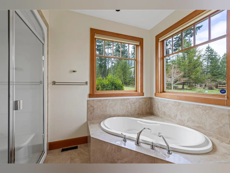 1100 Matuka Drive, Nanoose, BC, V9P 9L3 - 41