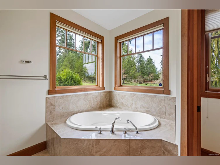 1100 Matuka Drive, Nanoose, BC, V9P 9L3 - 40