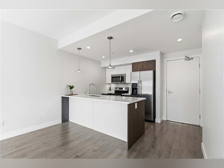 107-1000 Inverness Road, Saanich, BC, V8X 2S1 - 12