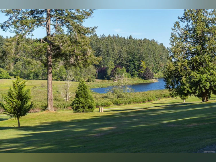 909 South Road, Gabriola Island, BC, V0R 1X0 - 23