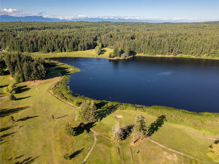 909 South Road, Gabriola Island, BC, V0R 1X0 - 2