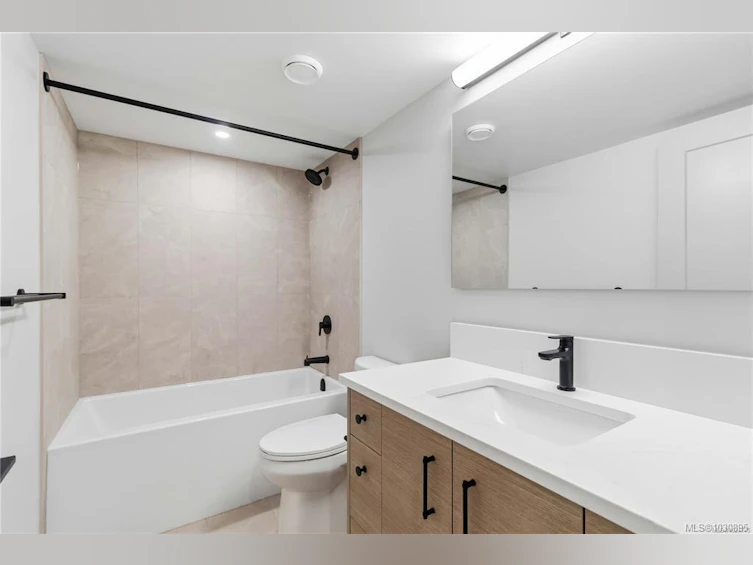 4-1789 Emerson Street, Victoria, BC, V8R 2C2 - 14