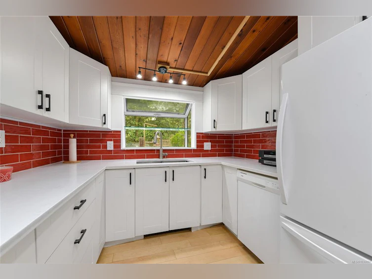 514 Aya Reach Road, Mayne Island, BC, V0N 2J2 - 26