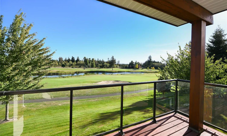 224-3666 Royal Vista Way