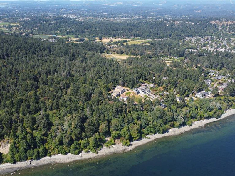 4563 Cordova Bay Road, Saanich BC