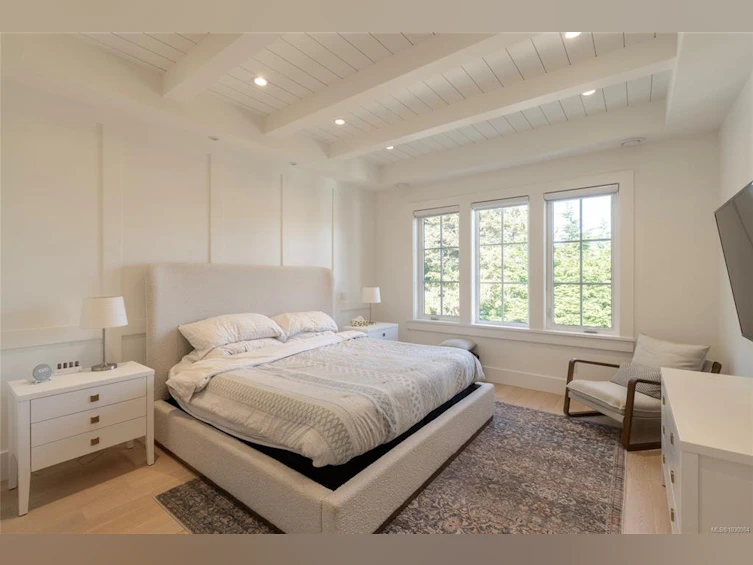 2218 Kinross Avenue, Oak Bay, BC, V8R 2N5 - 22