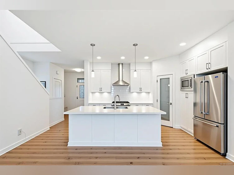 3365 Sandpiper Street, Colwood, BC, V9C 0R5 - 2