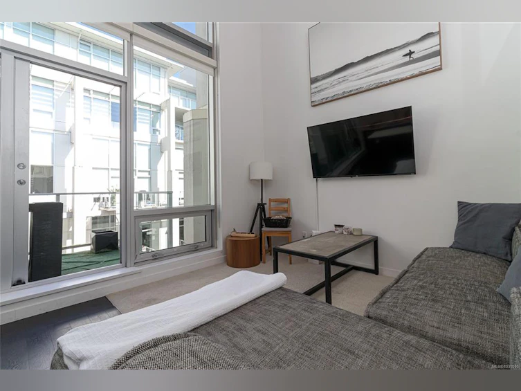 417-770 Fisgard Street, Victoria, BC, V8W 0B8 - 6