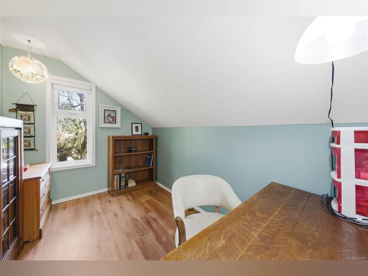 3874 Grange Road, Saanich, BC, V8Z 4T5 - 23
