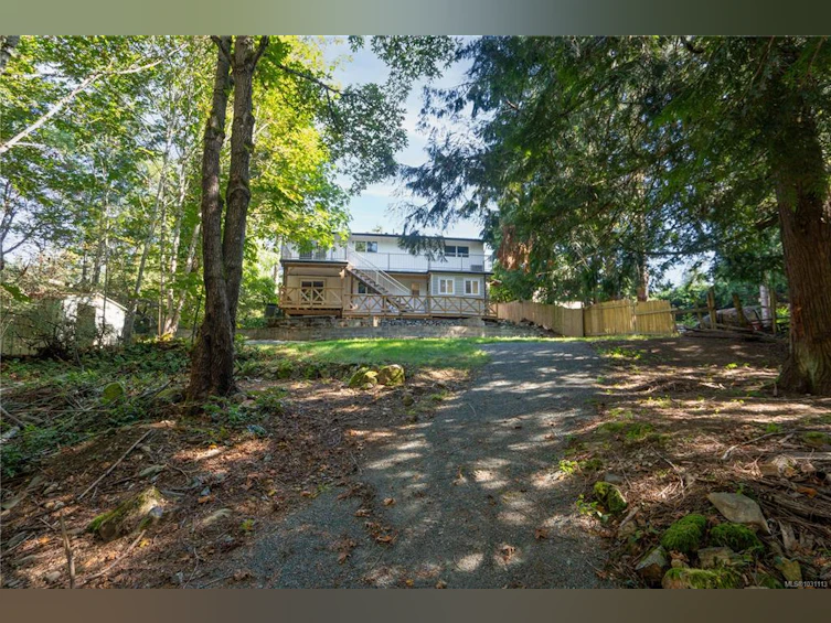 1728 Robin Hill Drive, Shawnigan Lake, BC, V0R 2W0 - 43