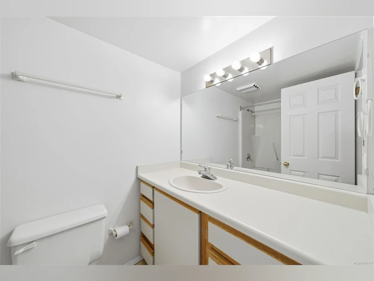 410-2100 Granite Street, Oak Bay, BC, V8S 3G7 - 16