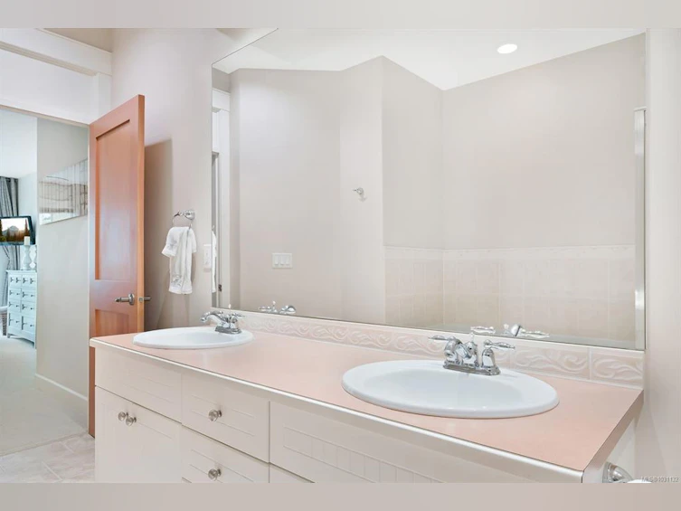5770 Garnet Place, Nanaimo, BC, V9V 1N7 - 23