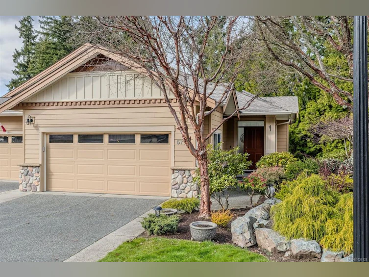 5770 Garnet Place, Nanaimo, BC, V9V 1N7 - 2