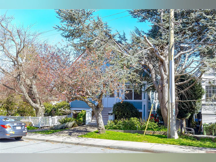 1-225 Vancouver Street, Victoria, BC, V8V 3S9 - 2