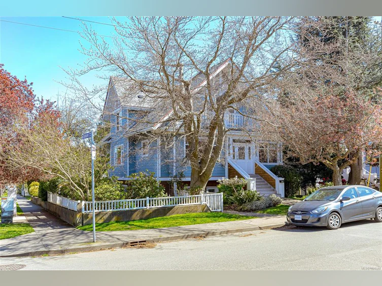 1-225 Vancouver Street, Victoria, BC, V8V 3S9 - 3