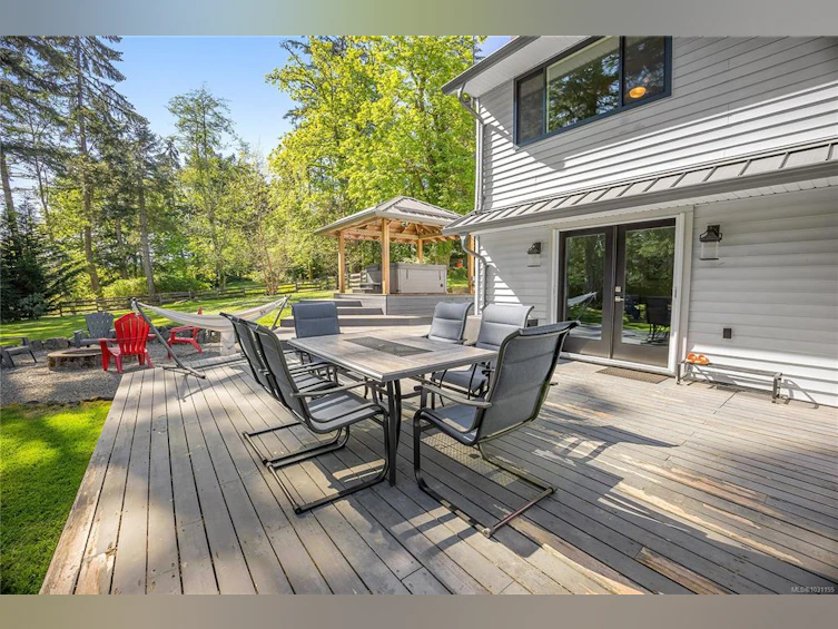 4299 Entrance Avenue, Ladysmith, BC, V9G 1M8 - 45