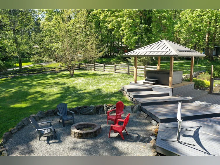 4299 Entrance Avenue, Ladysmith, BC, V9G 1M8 - 70