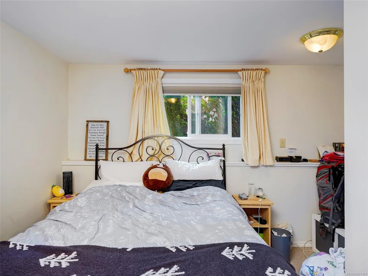 984 Brighton Crescent, Victoria, BC, V8S 2G5 - 40