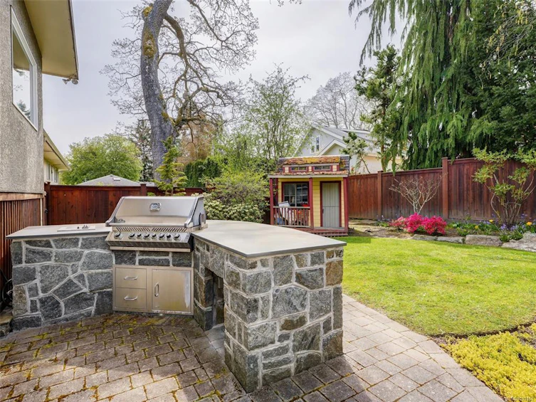 984 Brighton Crescent, Victoria, BC, V8S 2G5 - 29