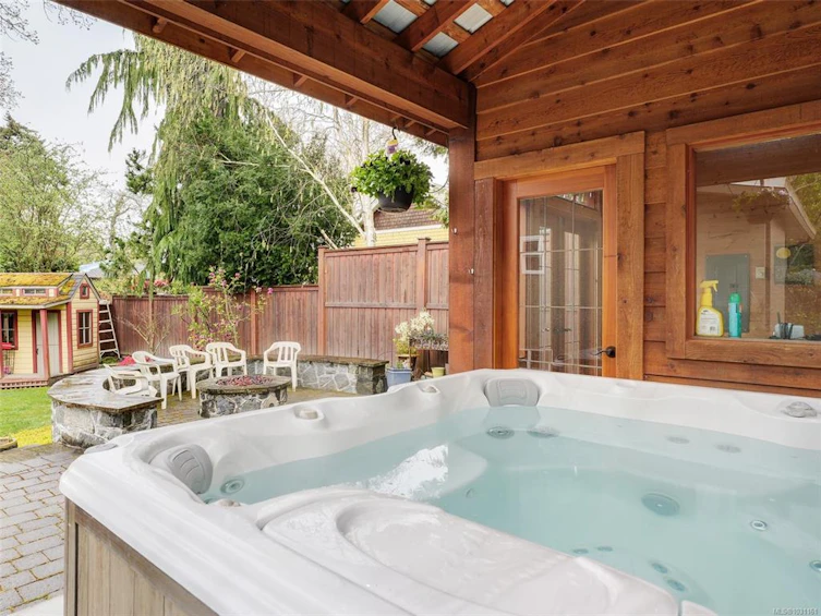 984 Brighton Crescent, Victoria, BC, V8S 2G5 - 20