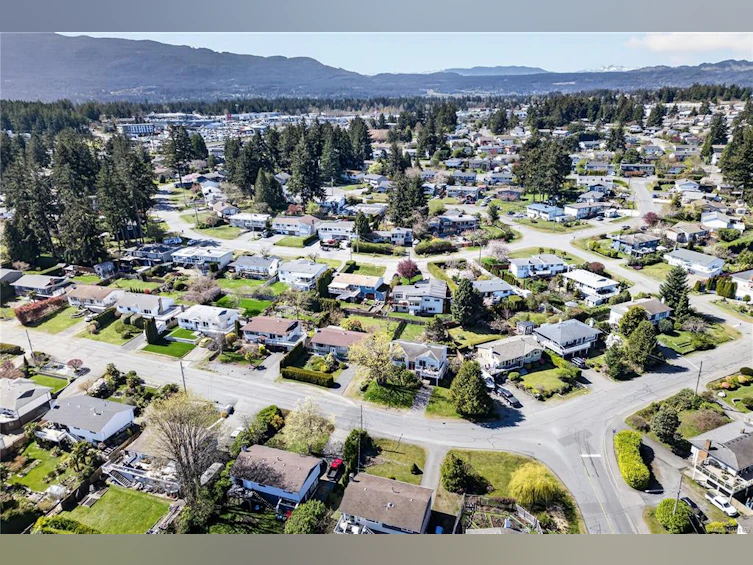 3121 Country Club Drive, Nanaimo, BC, V9T 3G6 - 54