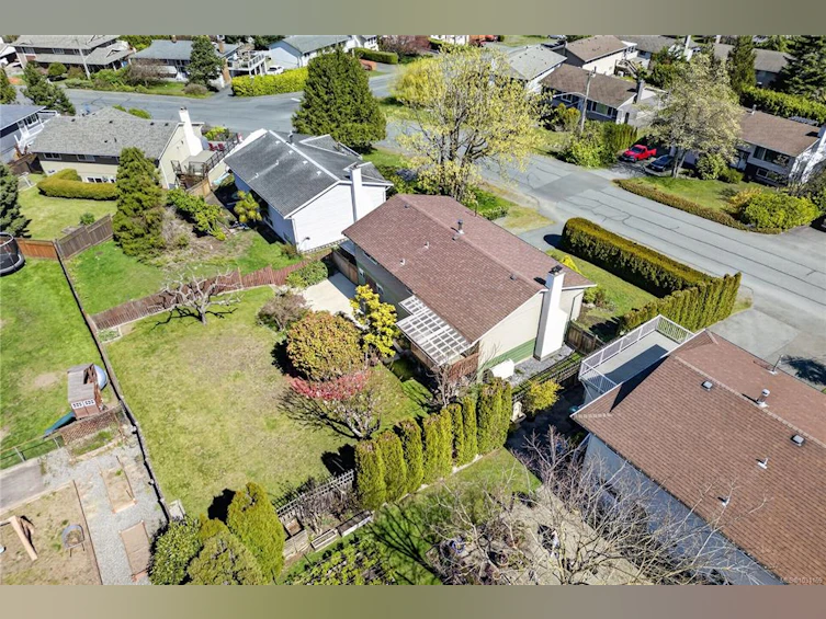 3121 Country Club Drive, Nanaimo, BC, V9T 3G6 - 46