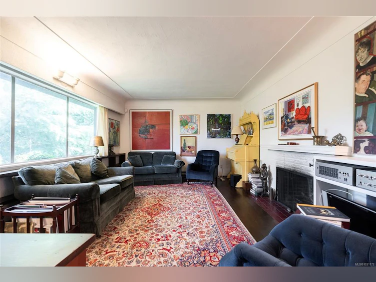 3870 Seacroft Place, Saanich, BC, V8N 4H1 - 12