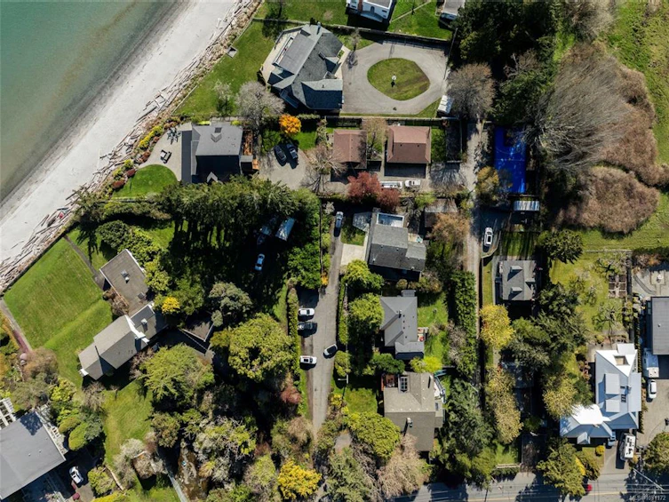 3870 Seacroft Place, Saanich, BC, V8N 4H1 - 48