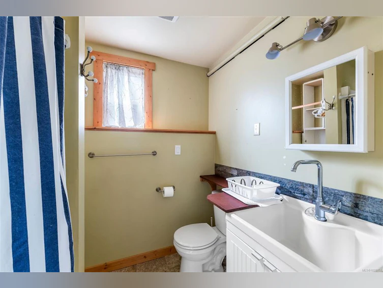 1547 Joan Avenue, Crofton, BC, V0R 1R0 - 35