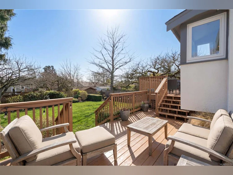 2275 Allenby Street, Oak Bay, BC, V8R 3C4 - 4