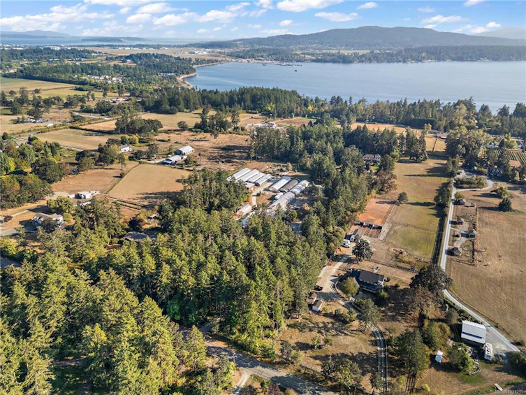 845 Downey Road, North Saanich, BC, V8L 5P8 - 42