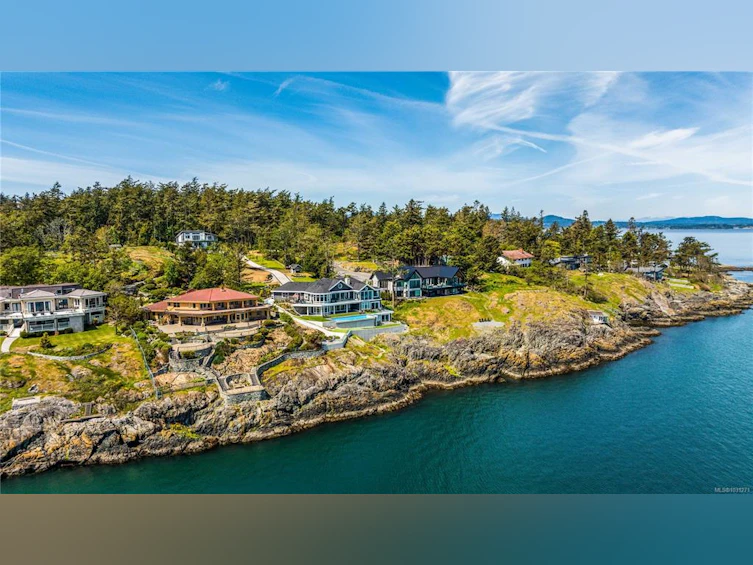 4585 Leyns Road, Saanich, BC, V8N 3A1 - 79