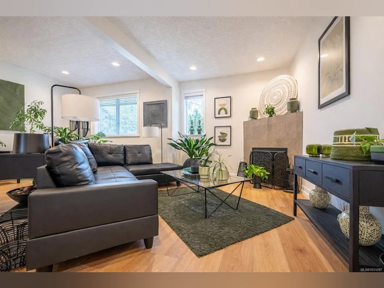 107-1924 S Maple Avenue, Sooke, BC, V9Z 1J8 - 2