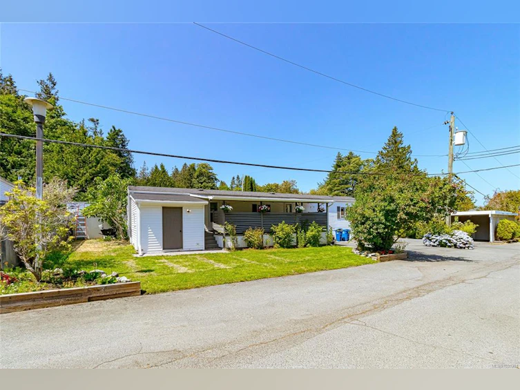 410-2850 Stautw Road, Central Saanich, BC, V8M 2C9 - 2
