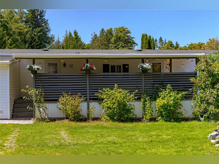 410-2850 Stautw Road, Central Saanich, BC, V8M 2C9 - 4
