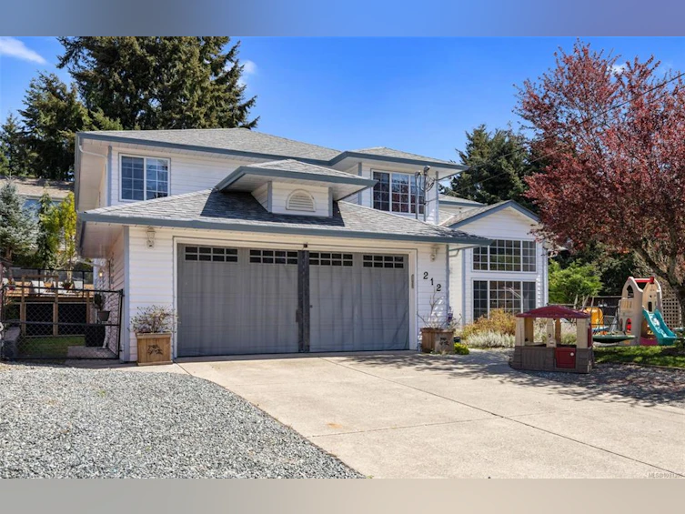 212 E Cowichan Avenue, Lake Cowichan, BC, V0R 2G0 - 57