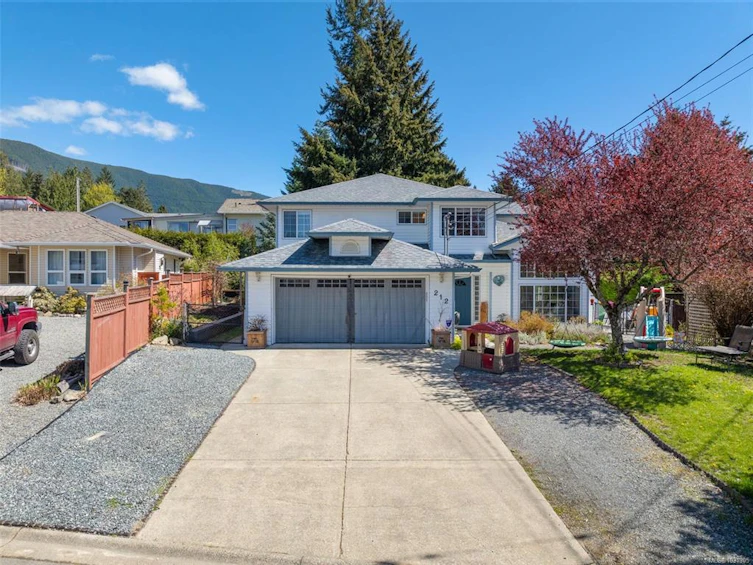 212 E Cowichan Avenue, Lake Cowichan, BC, V0R 2G0 - 64